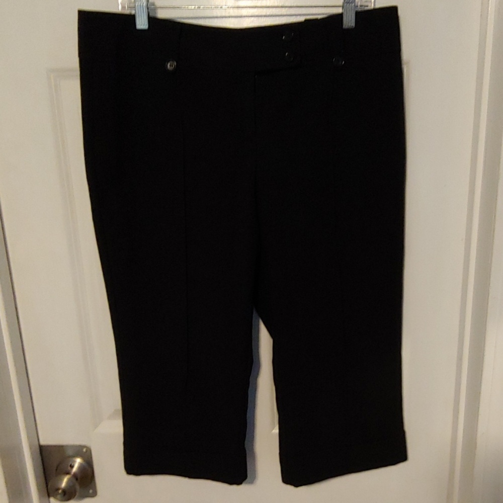 Juniors Capri Pants Black - Size 13